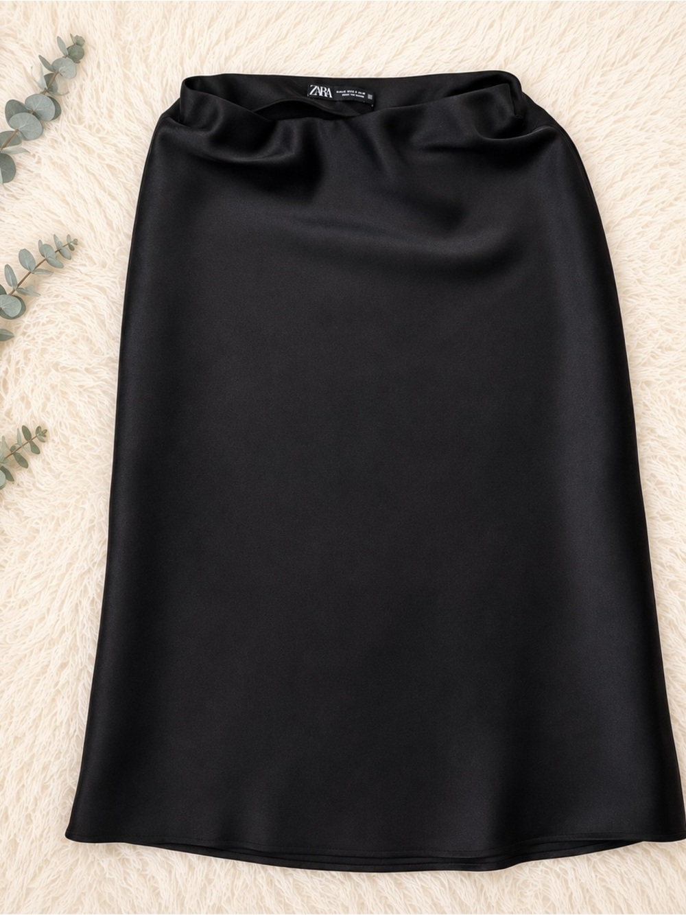 Zara Black Satin Midi Skirt- XS